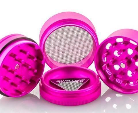 How To Clean a Grinder With Beginner Friendly Steps - Daily High Club
